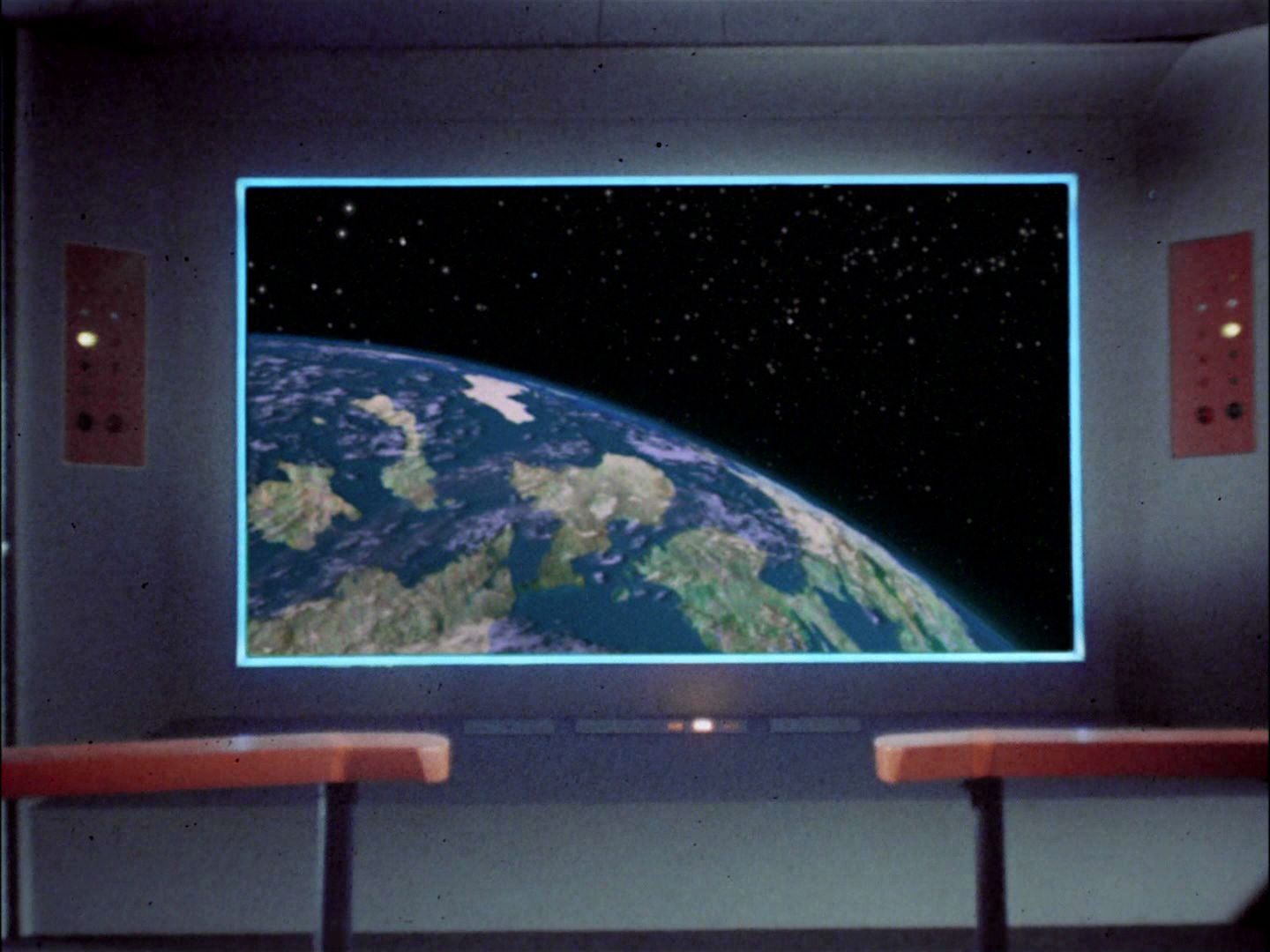 ariane179254_StarTrek_2x11_FridaysChild-NewEffects_1163.jpg