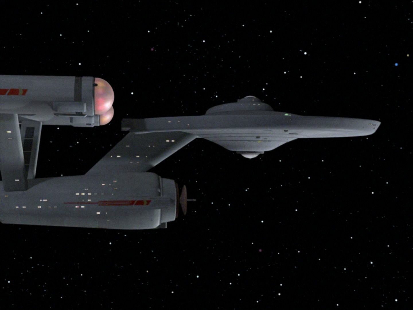 ariane179254_StarTrek_2x11_FridaysChild-NewEffects_2286.jpg