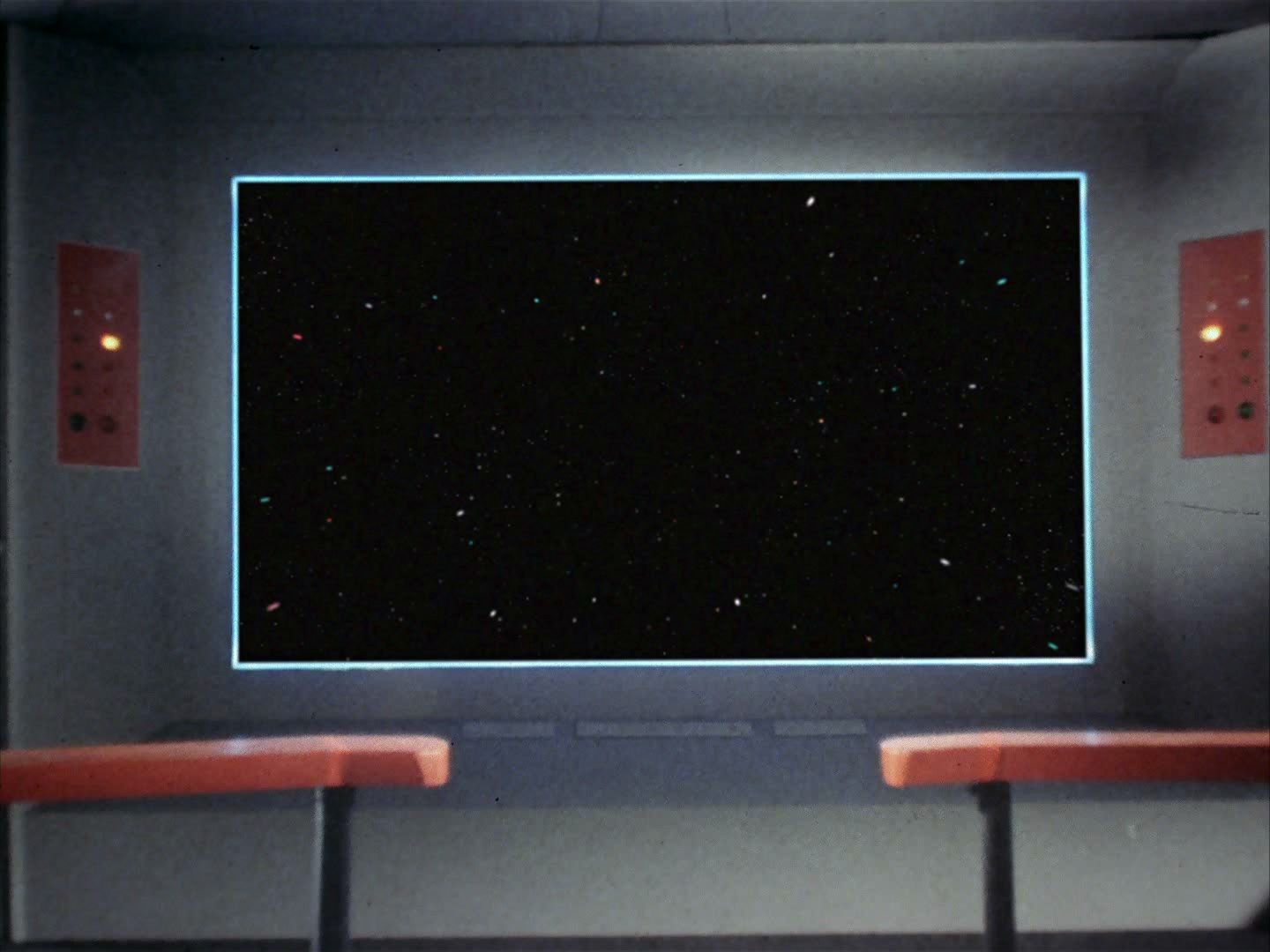 ariane179254_StarTrek_2x11_FridaysChild-NewEffects_2844.jpg