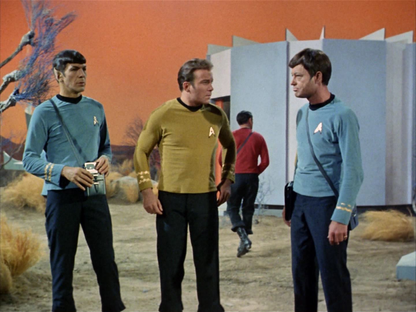 ariane179254_StarTrek_2x12_TheDeadlyYears_0022.jpg