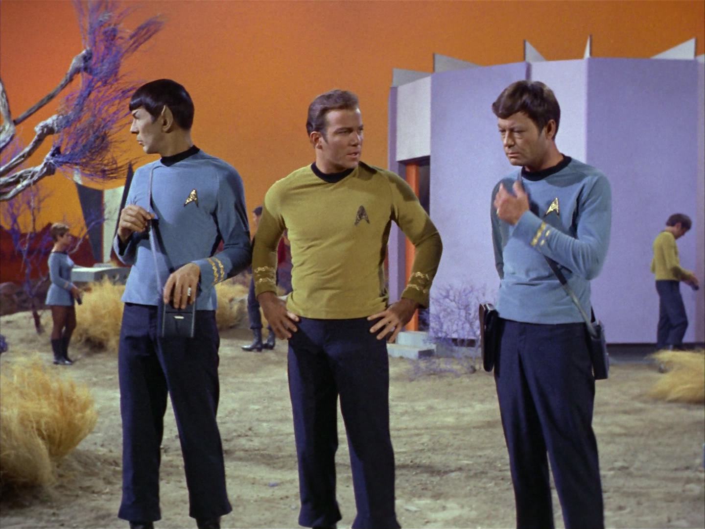 ariane179254_StarTrek_2x12_TheDeadlyYears_0044.jpg