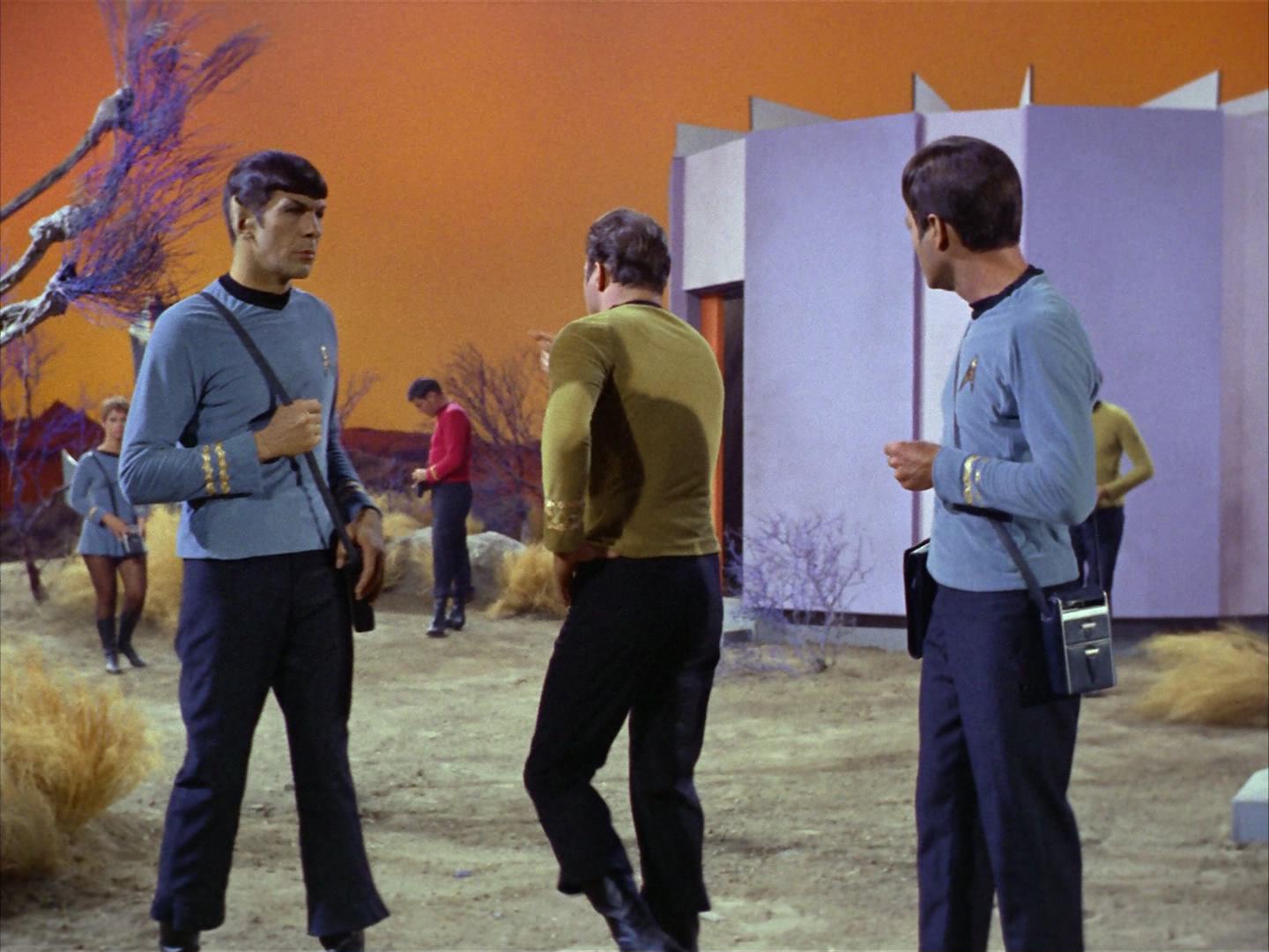 ariane179254_StarTrek_2x12_TheDeadlyYears_0048.jpg