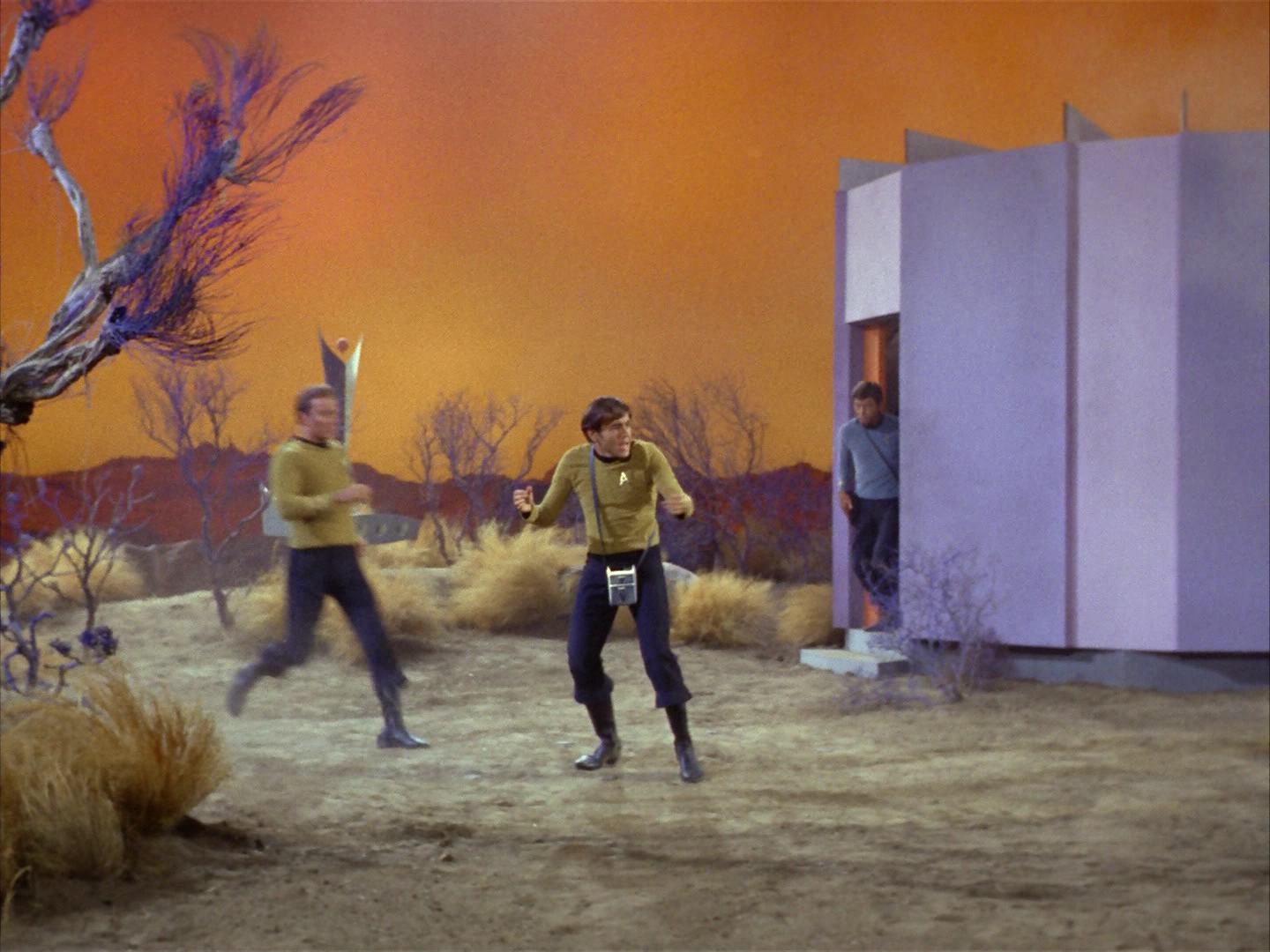 ariane179254_StarTrek_2x12_TheDeadlyYears_0084.jpg