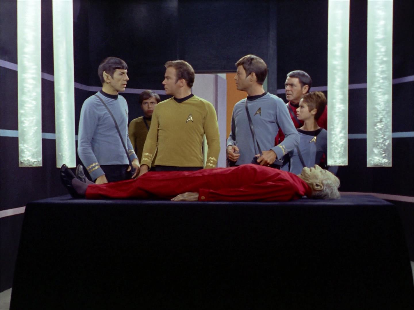 ariane179254_StarTrek_2x12_TheDeadlyYears_0126.jpg