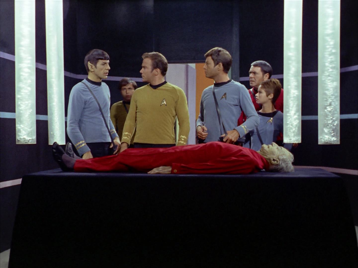 ariane179254_StarTrek_2x12_TheDeadlyYears_0127.jpg