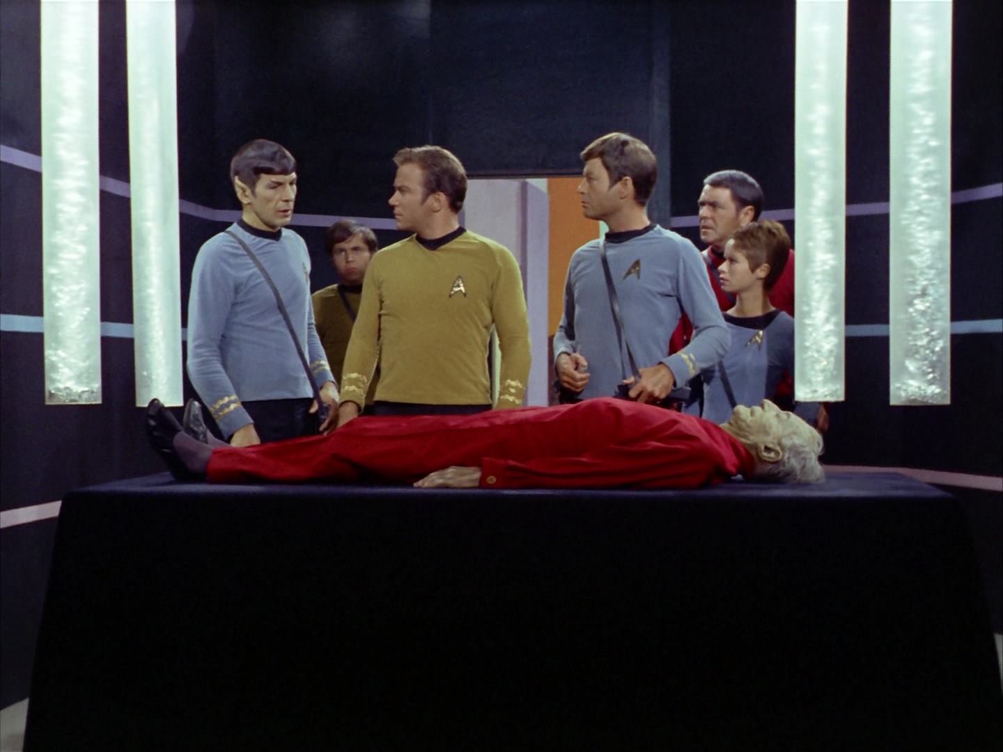 ariane179254_StarTrek_2x12_TheDeadlyYears_0130.jpg