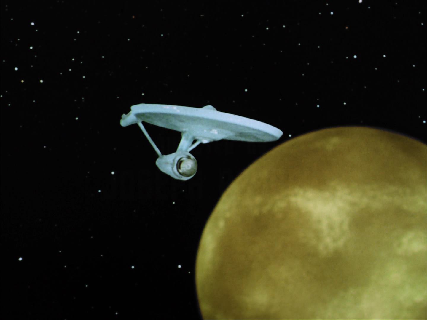 ariane179254_StarTrek_2x12_TheDeadlyYears_0273.jpg