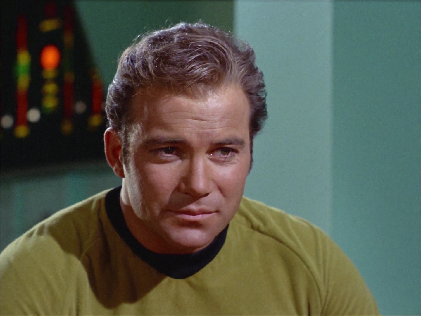 ariane179254_StarTrek_2x12_TheDeadlyYears_0301.jpg