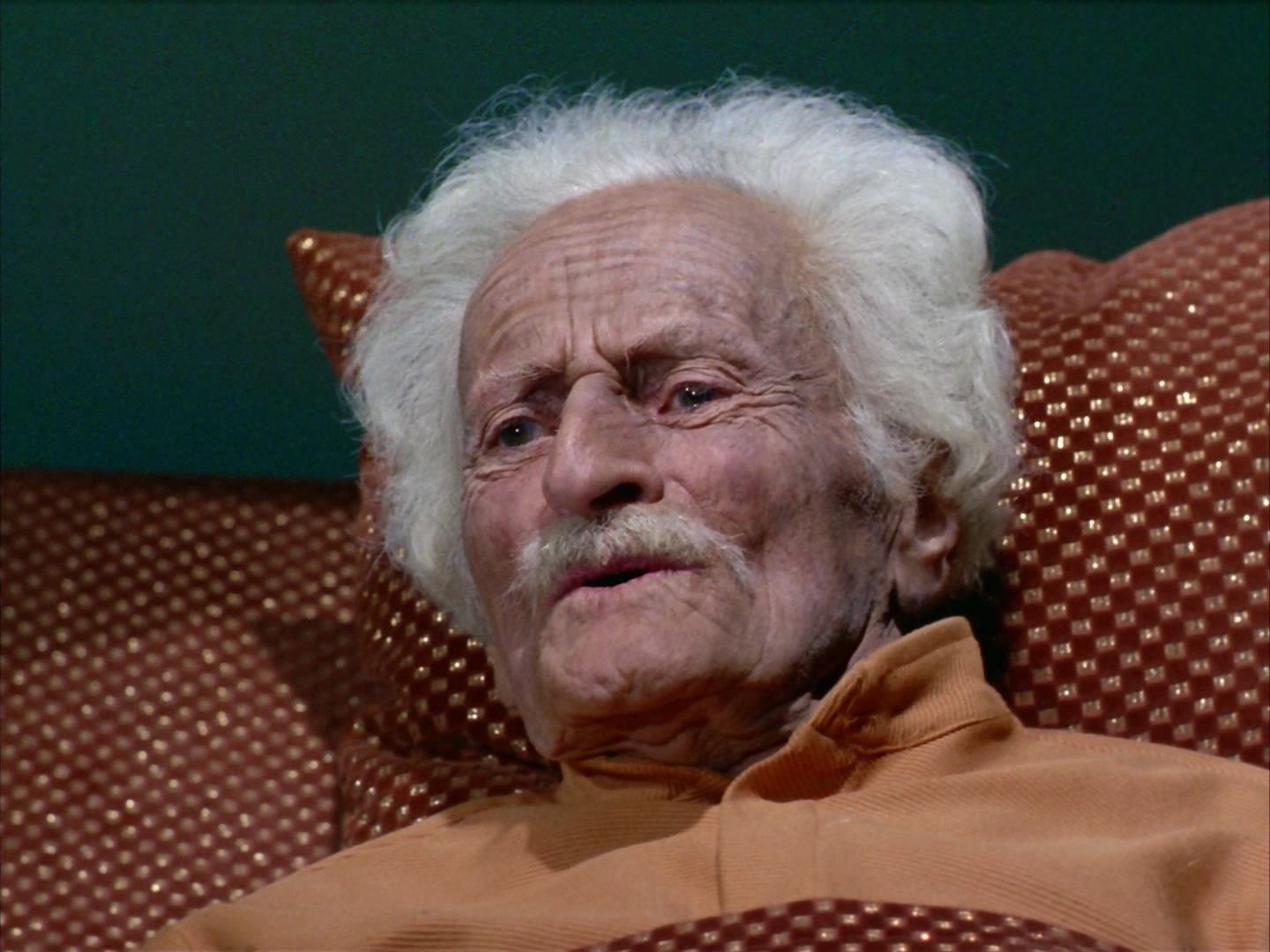 ariane179254_StarTrek_2x12_TheDeadlyYears_0306.jpg