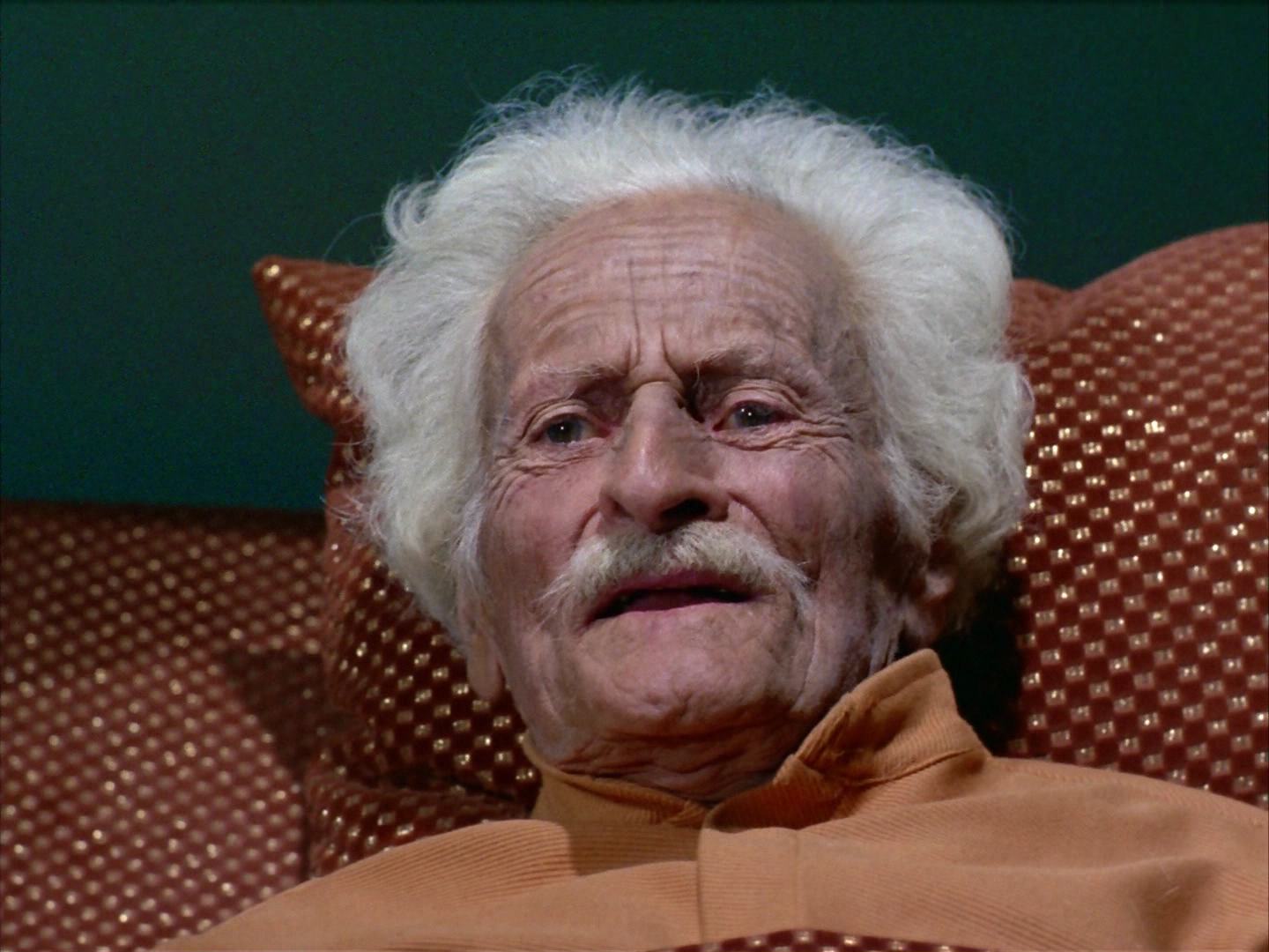 ariane179254_StarTrek_2x12_TheDeadlyYears_0312.jpg