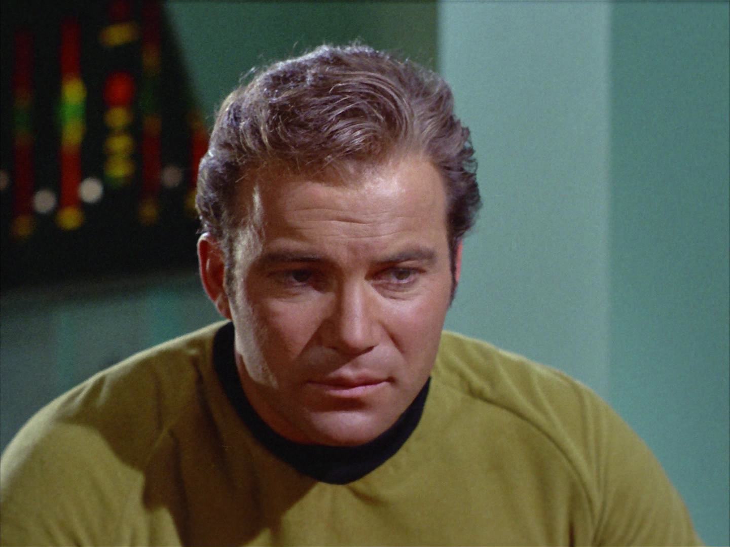 ariane179254_StarTrek_2x12_TheDeadlyYears_0315.jpg