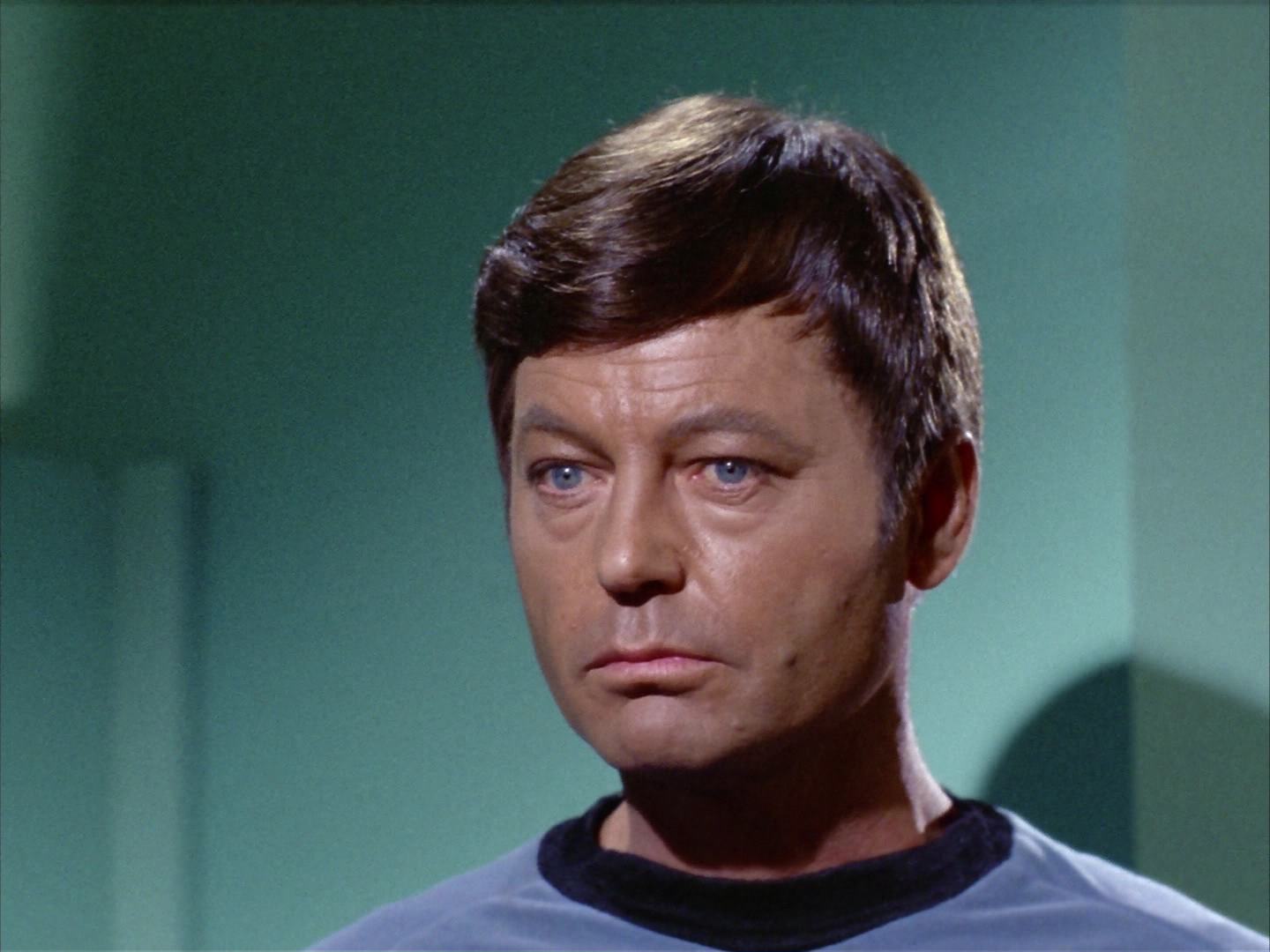 ariane179254_StarTrek_2x12_TheDeadlyYears_0318.jpg