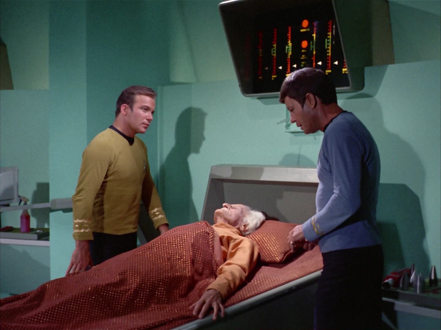 ariane179254_StarTrek_2x12_TheDeadlyYears_0332.jpg