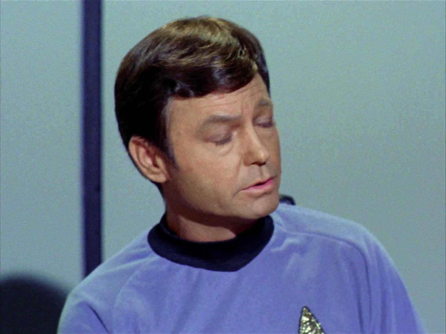 ariane179254_StarTrek_2x12_TheDeadlyYears_0375.jpg