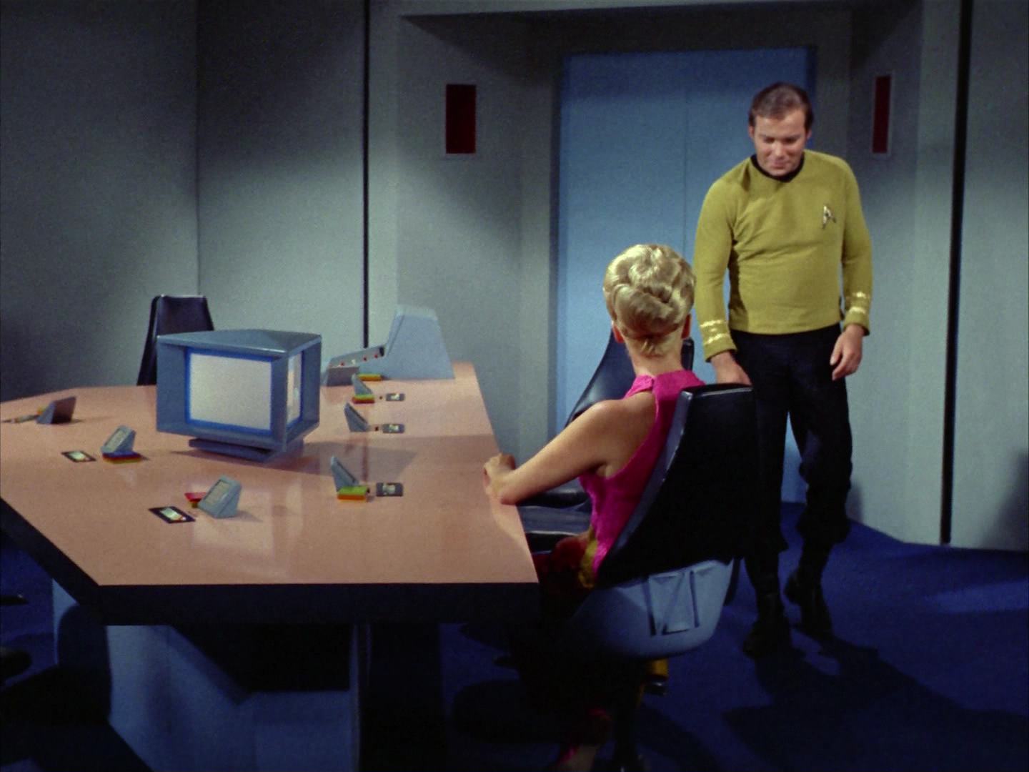 ariane179254_StarTrek_2x12_TheDeadlyYears_0440.jpg