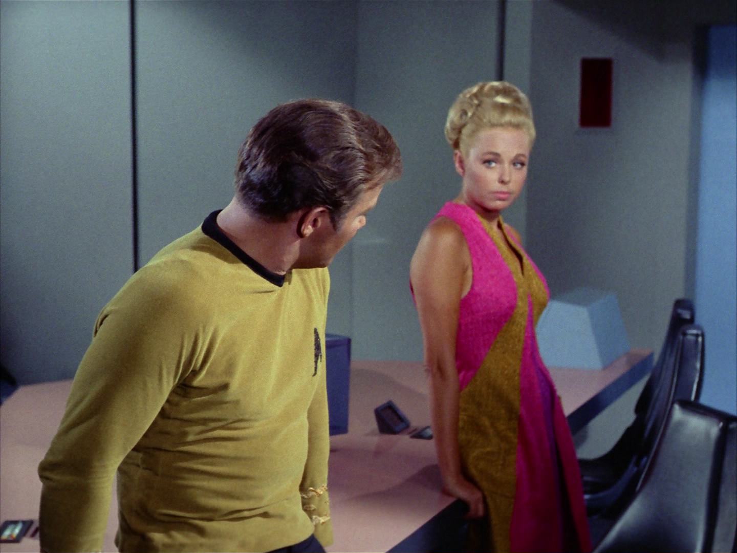 ariane179254_StarTrek_2x12_TheDeadlyYears_0510.jpg