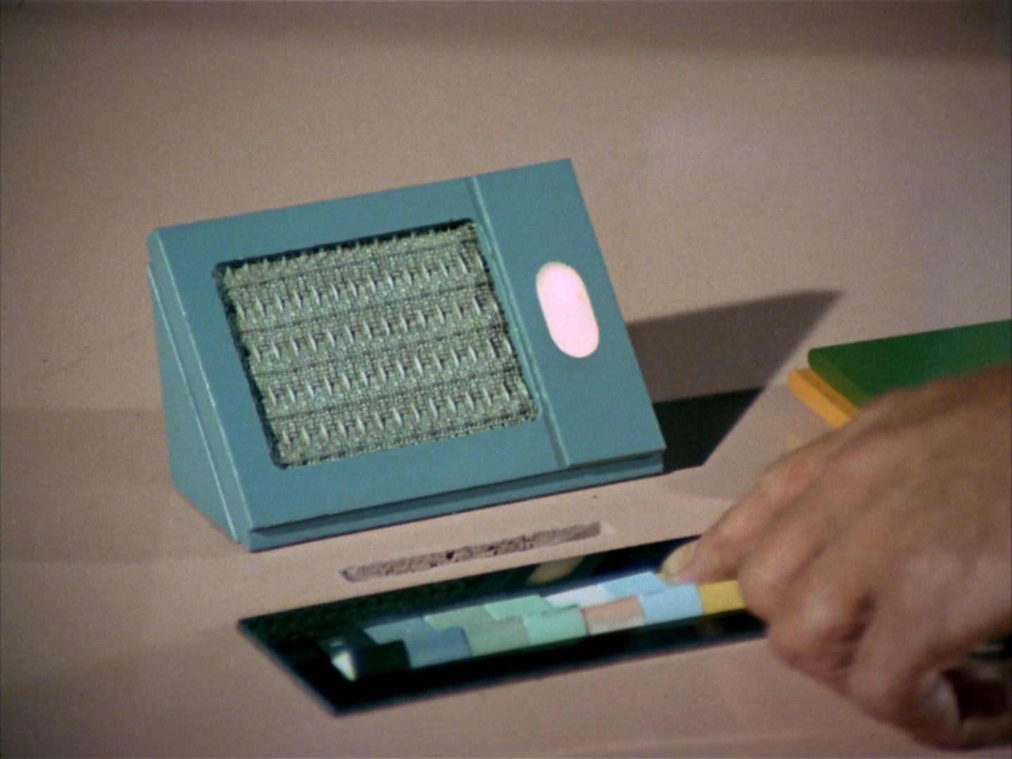 ariane179254_StarTrek_2x12_TheDeadlyYears_0521.jpg