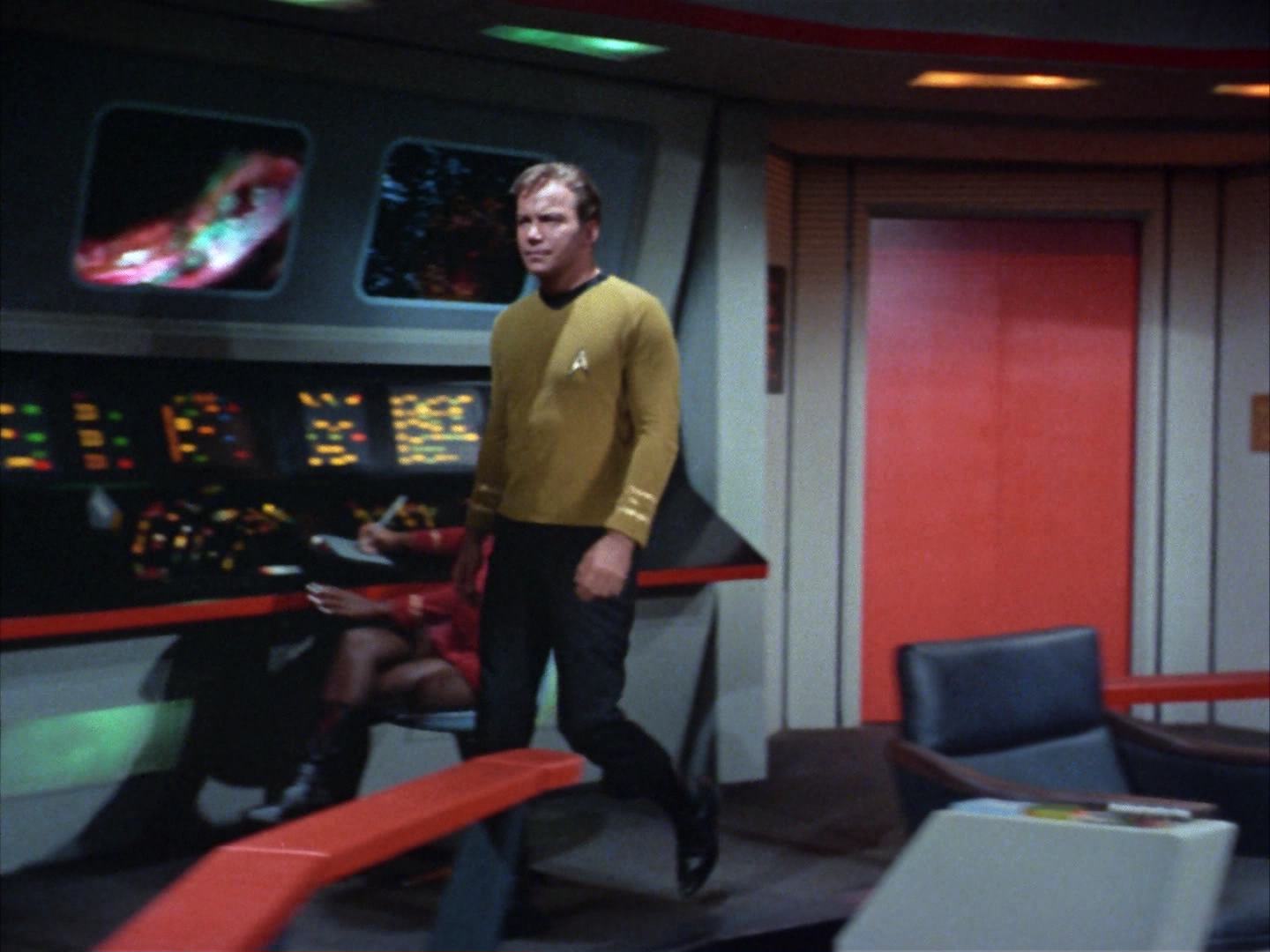 ariane179254_StarTrek_2x12_TheDeadlyYears_0527.jpg
