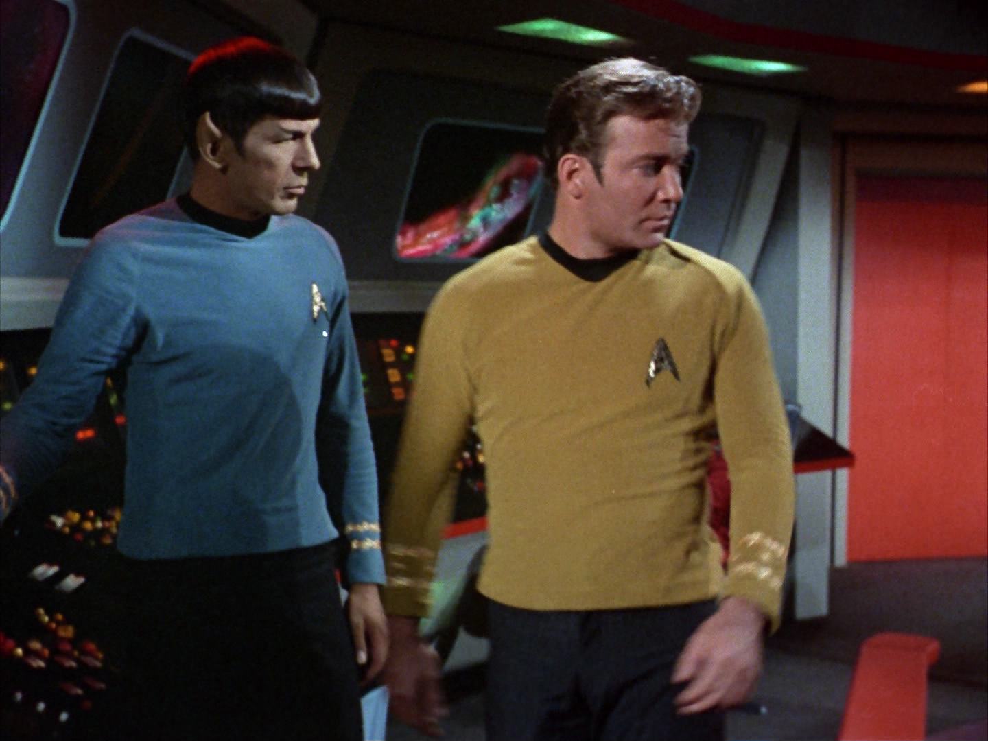 ariane179254_StarTrek_2x12_TheDeadlyYears_0550.jpg