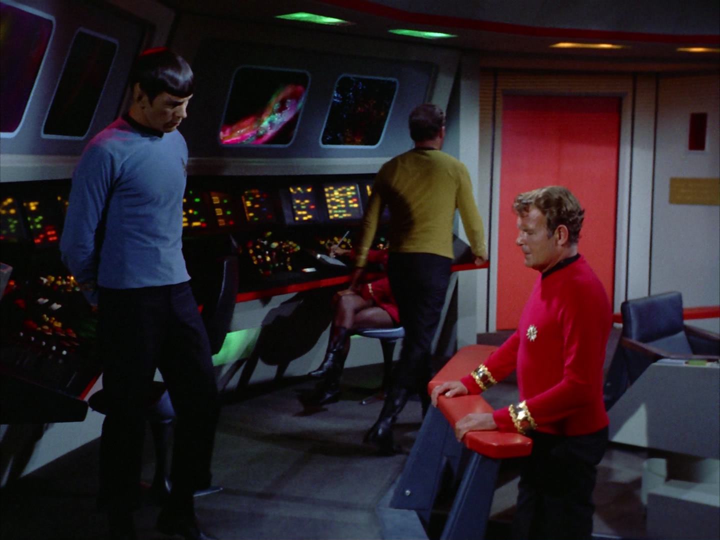 ariane179254_StarTrek_2x12_TheDeadlyYears_0574.jpg
