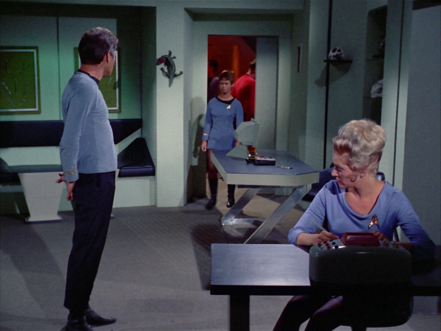 ariane179254_StarTrek_2x12_TheDeadlyYears_0592.jpg