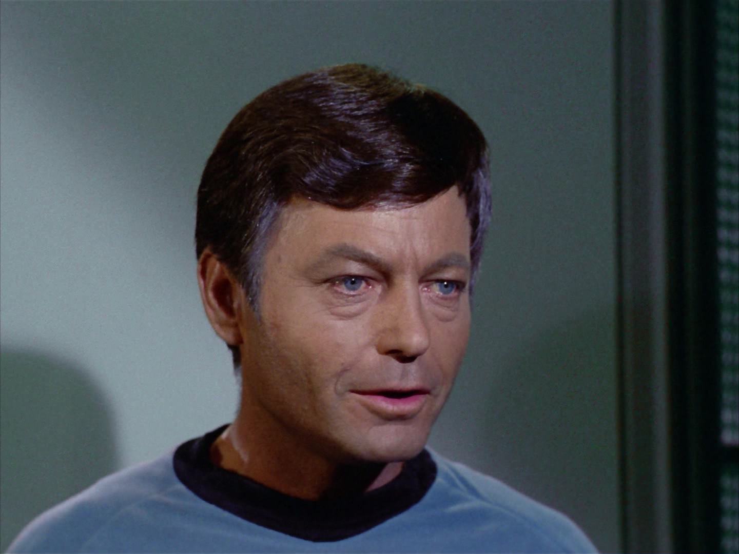 ariane179254_StarTrek_2x12_TheDeadlyYears_0615.jpg