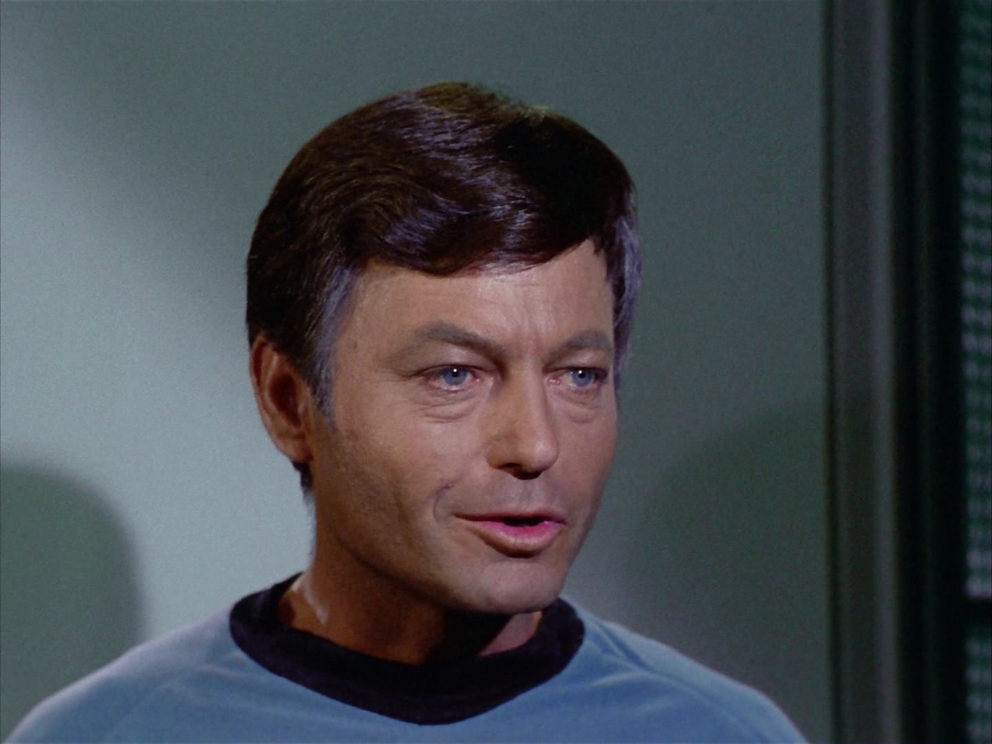 ariane179254_StarTrek_2x12_TheDeadlyYears_0616.jpg