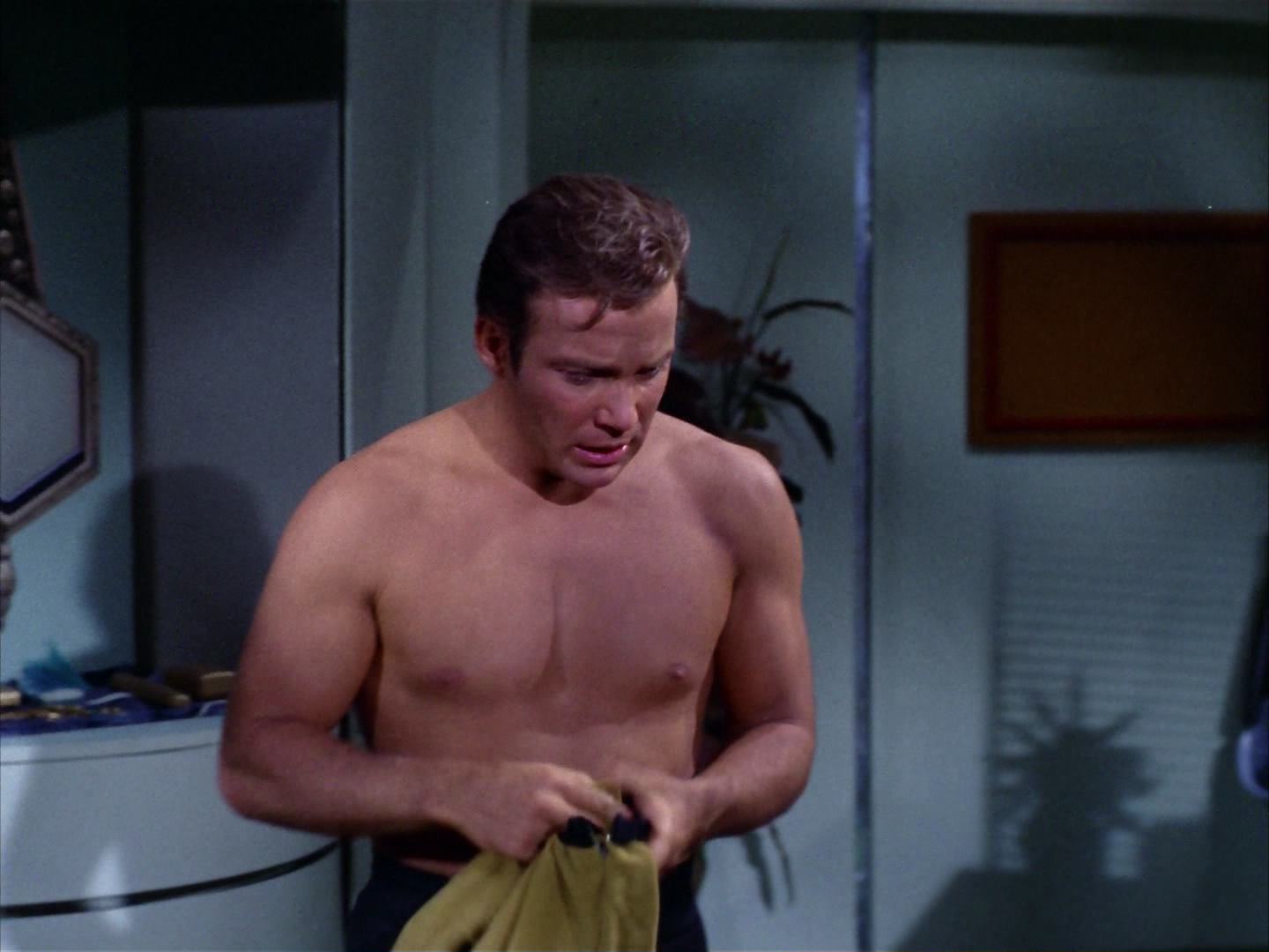 ariane179254_StarTrek_2x12_TheDeadlyYears_0626.jpg