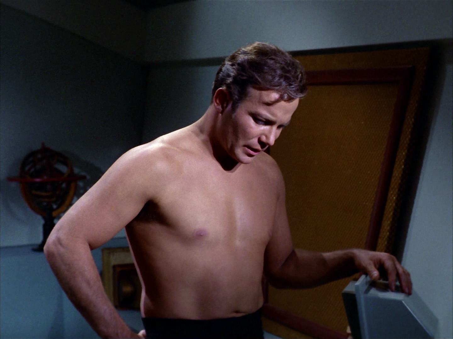 ariane179254_StarTrek_2x12_TheDeadlyYears_0638.jpg
