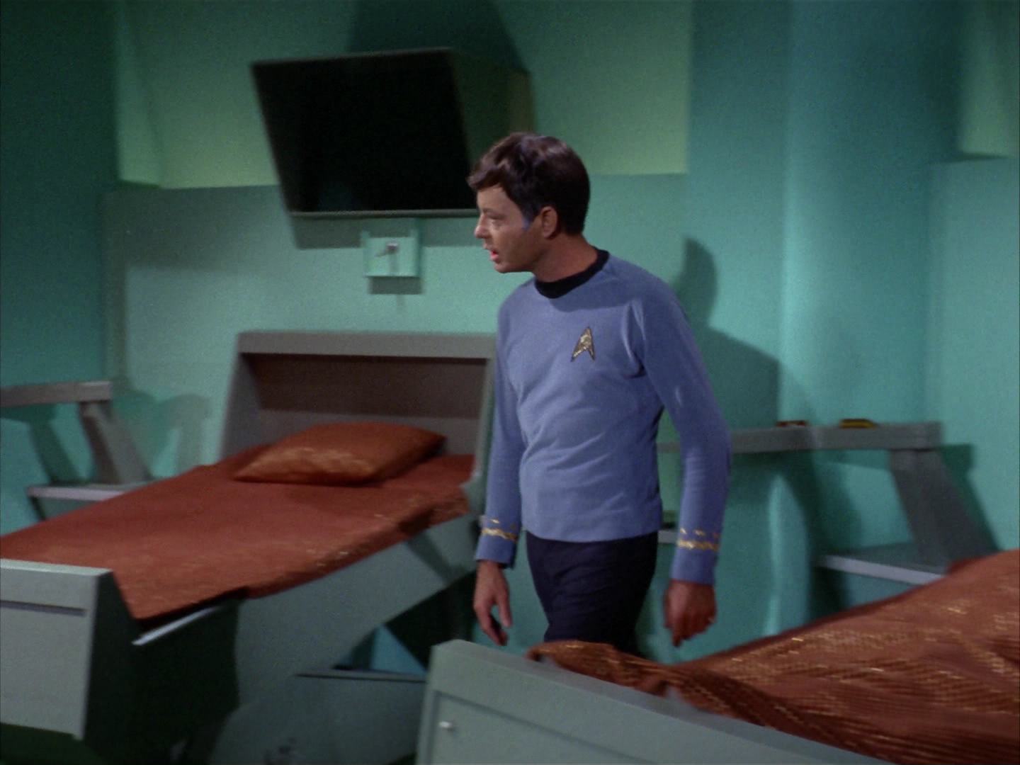 ariane179254_StarTrek_2x12_TheDeadlyYears_0672.jpg