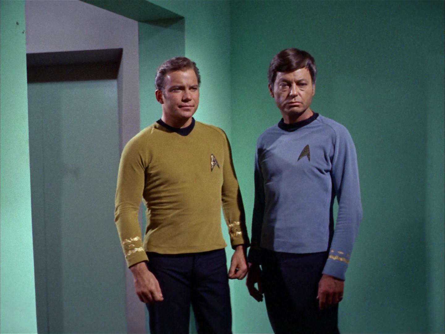ariane179254_StarTrek_2x12_TheDeadlyYears_0680.jpg