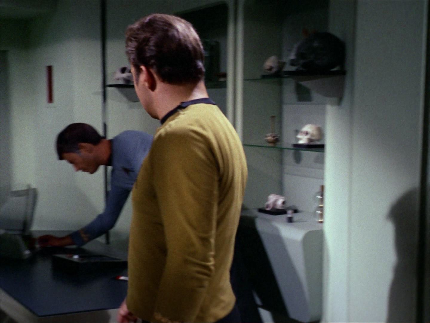 ariane179254_StarTrek_2x12_TheDeadlyYears_0695.jpg