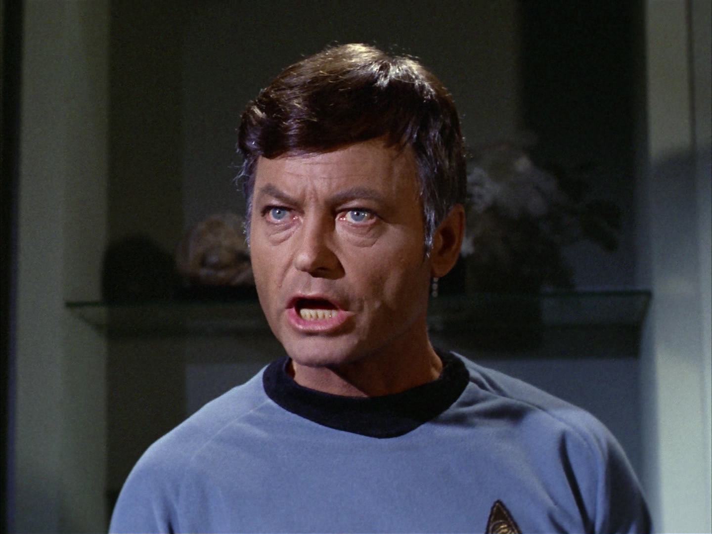 ariane179254_StarTrek_2x12_TheDeadlyYears_0701.jpg