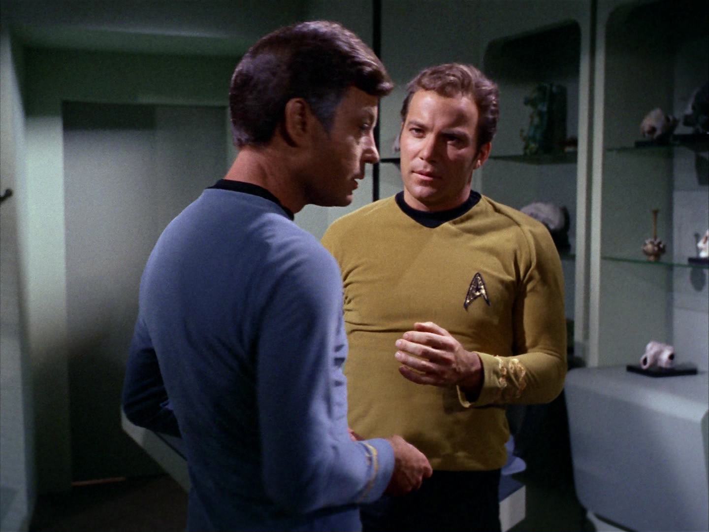 ariane179254_StarTrek_2x12_TheDeadlyYears_0742.jpg