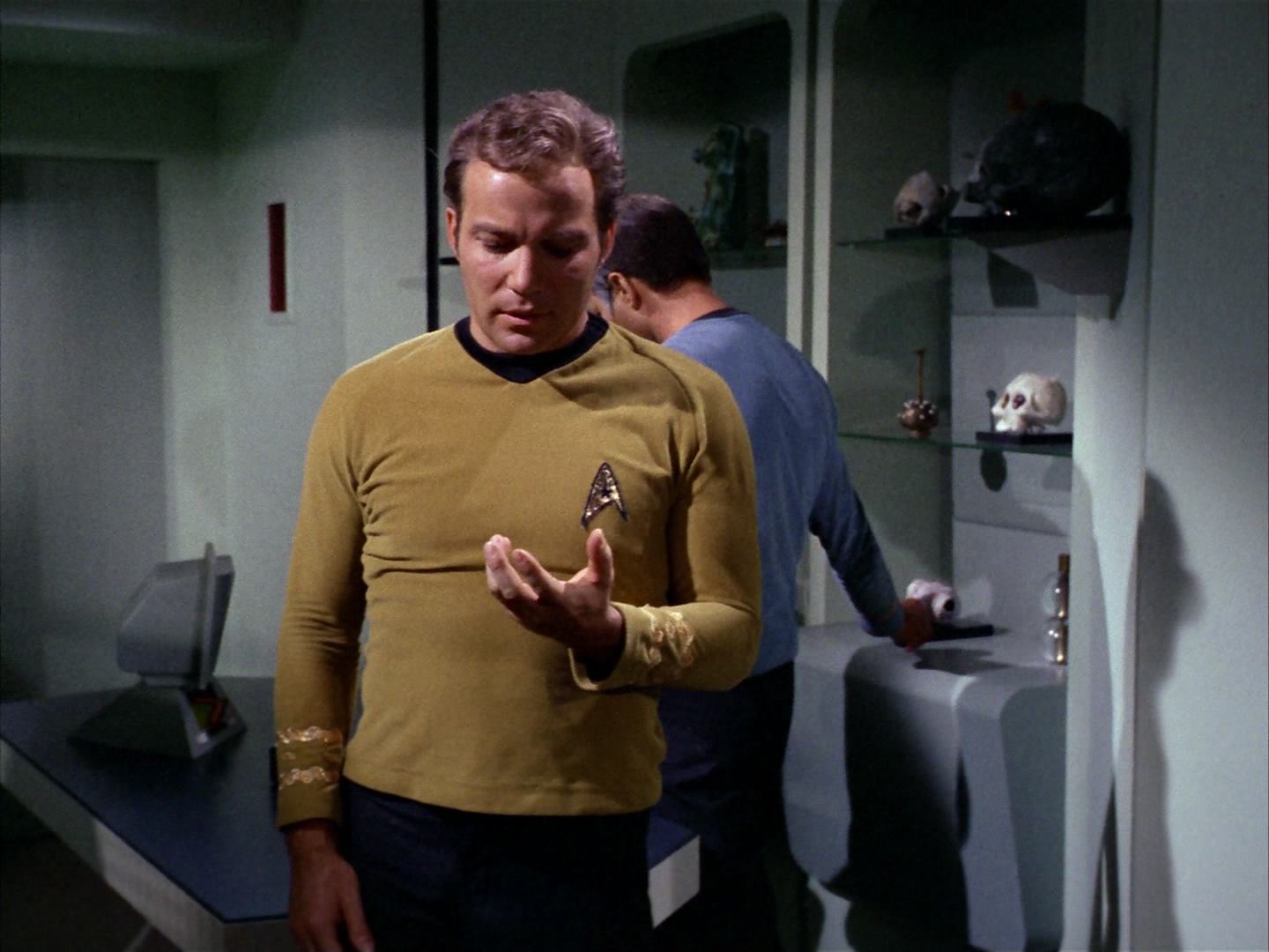 ariane179254_StarTrek_2x12_TheDeadlyYears_0748.jpg