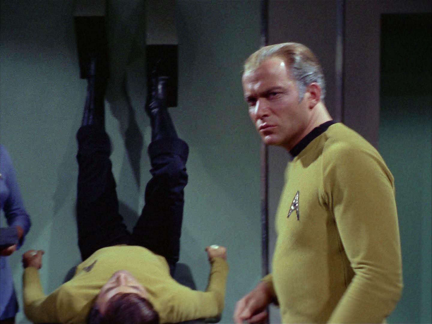 ariane179254_StarTrek_2x12_TheDeadlyYears_0805.jpg