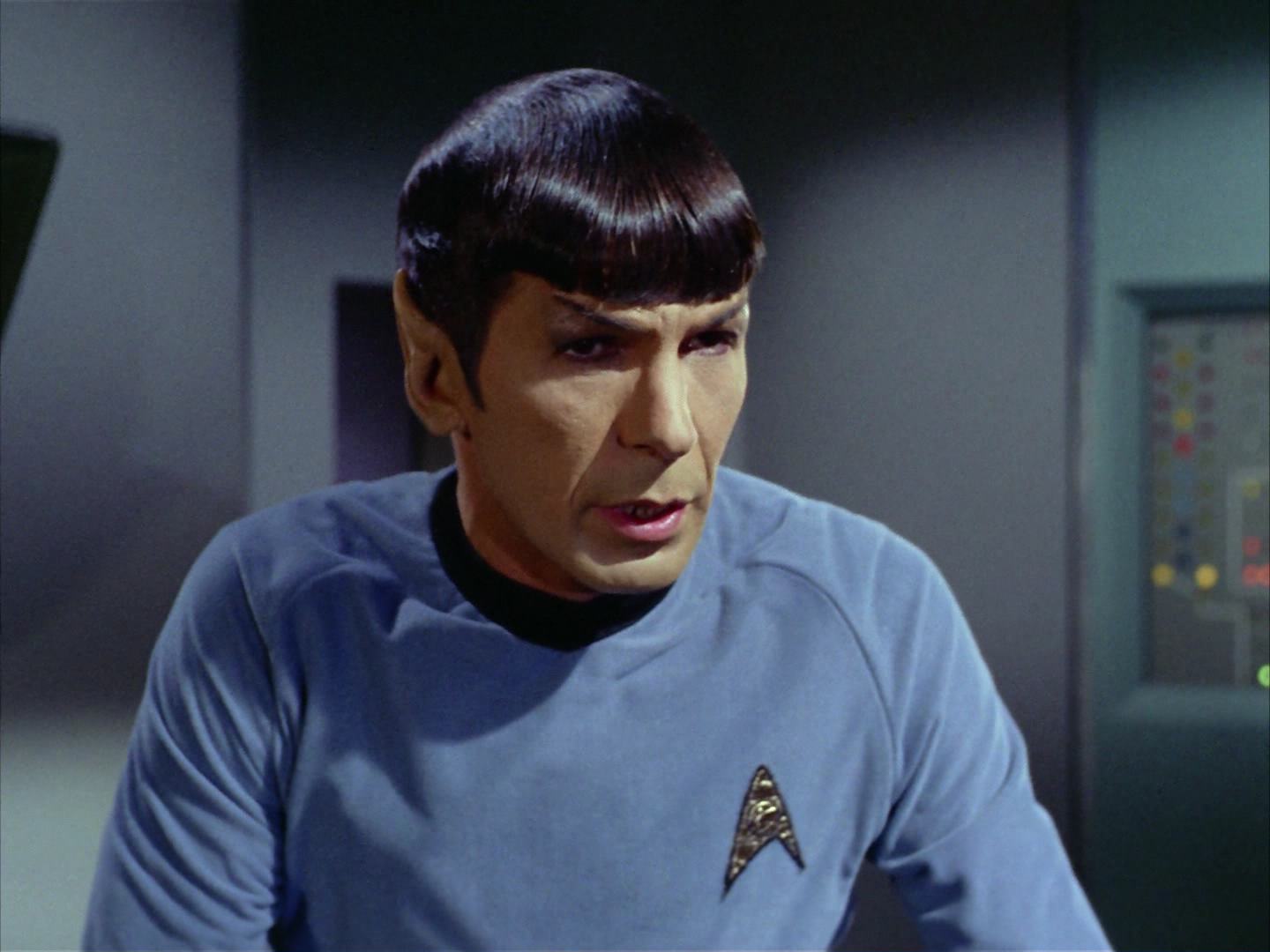 ariane179254_StarTrek_2x12_TheDeadlyYears_0909.jpg