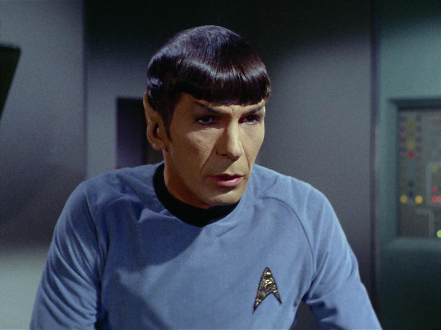ariane179254_StarTrek_2x12_TheDeadlyYears_0910.jpg