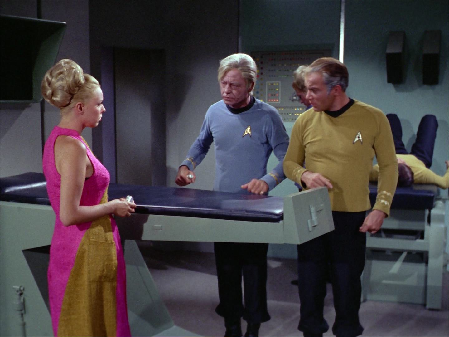 ariane179254_StarTrek_2x12_TheDeadlyYears_0953.jpg