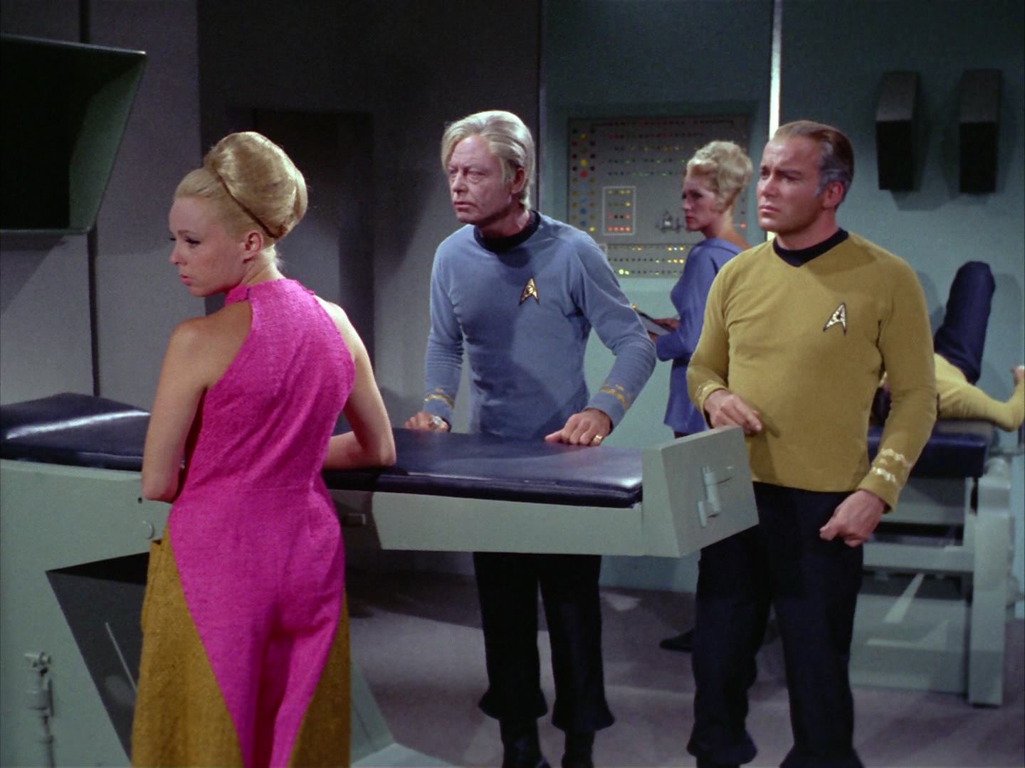 ariane179254_StarTrek_2x12_TheDeadlyYears_0961.jpg