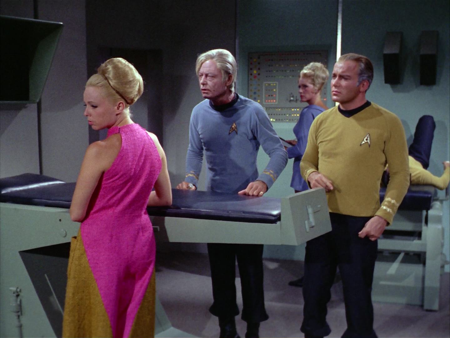 ariane179254_StarTrek_2x12_TheDeadlyYears_0962.jpg