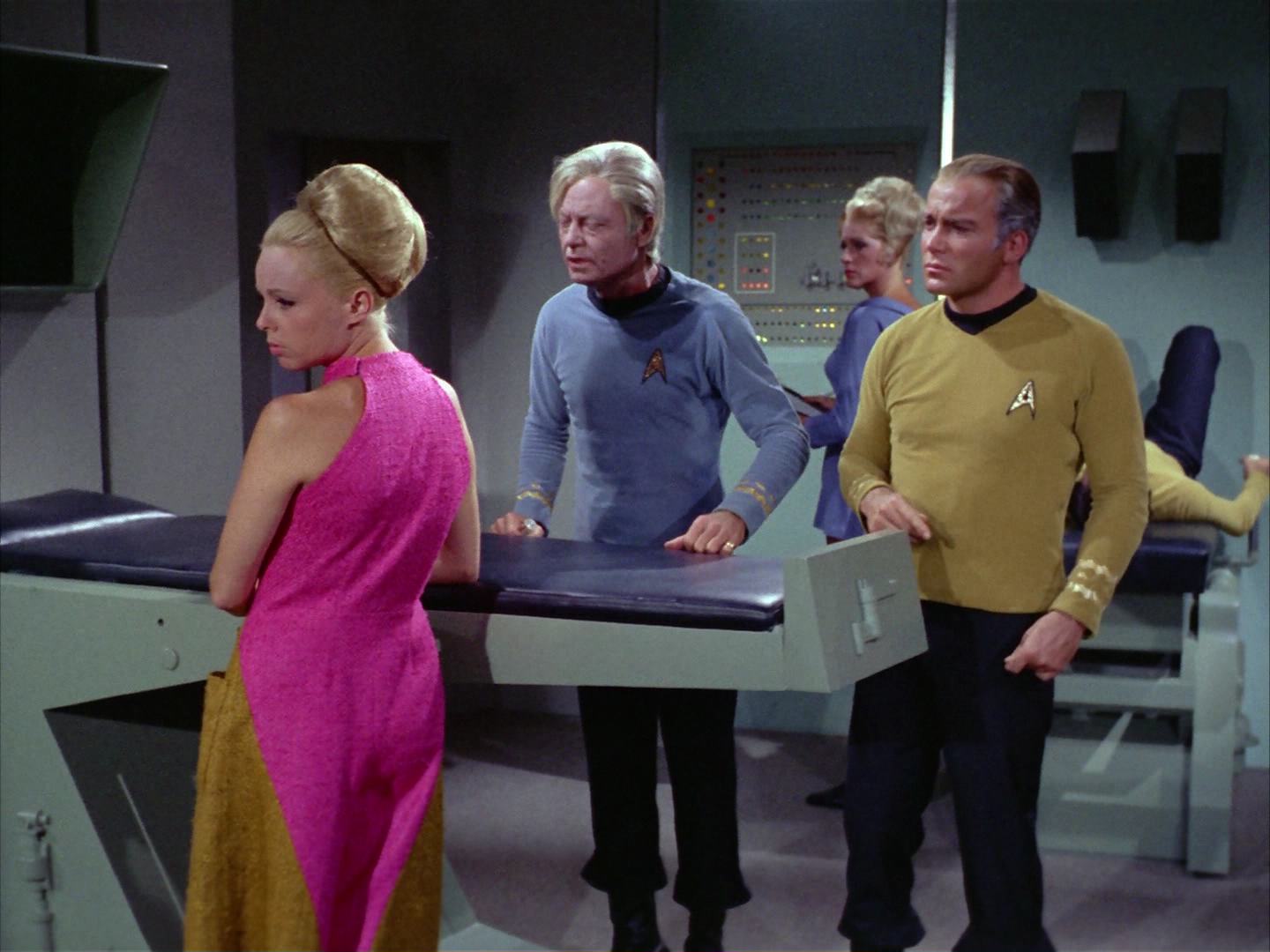 ariane179254_StarTrek_2x12_TheDeadlyYears_0964.jpg