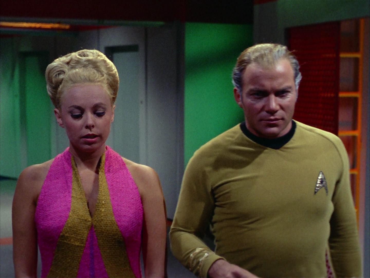 ariane179254_StarTrek_2x12_TheDeadlyYears_1093.jpg
