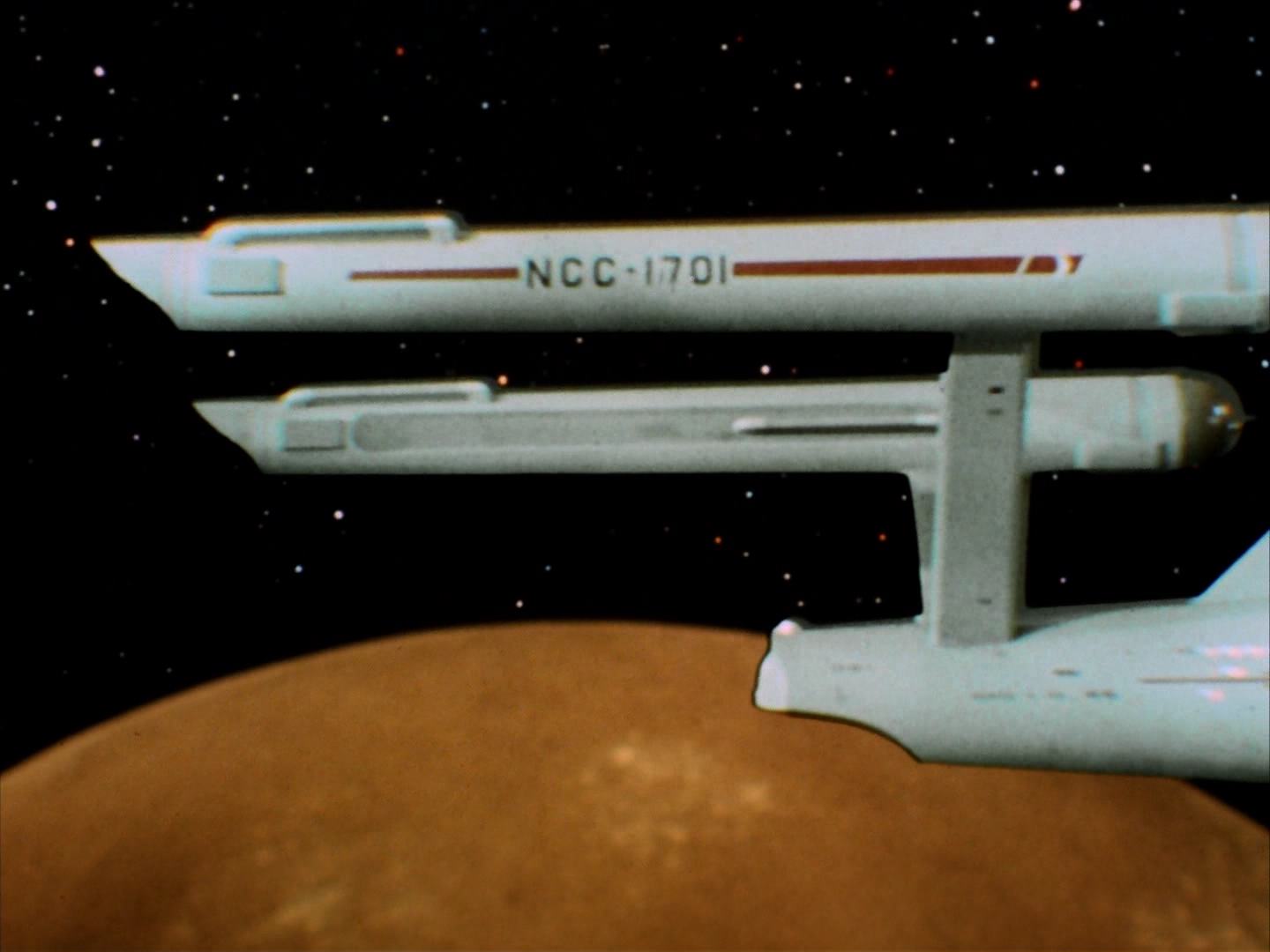 ariane179254_StarTrek_2x12_TheDeadlyYears_1205.jpg