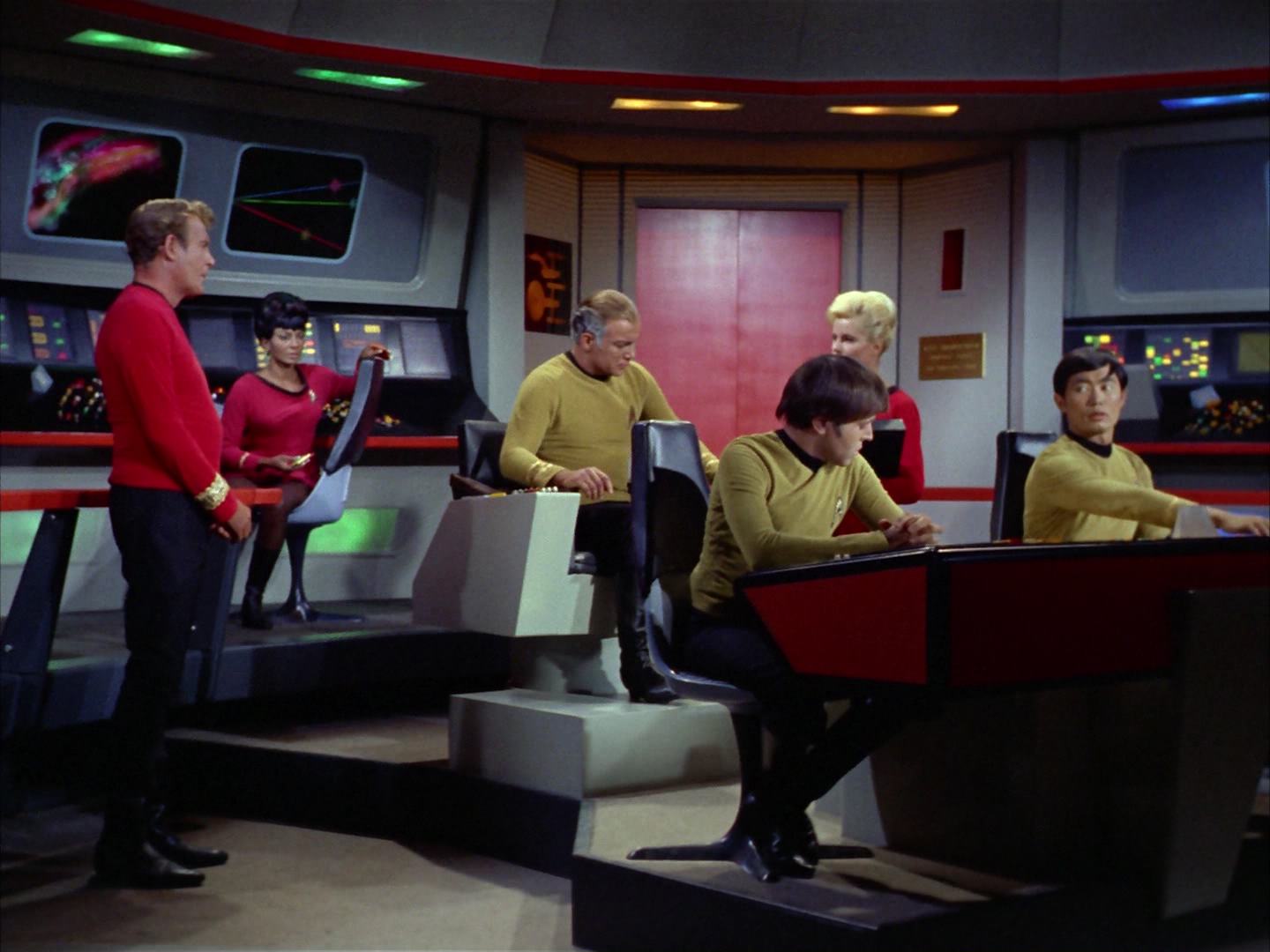 ariane179254_StarTrek_2x12_TheDeadlyYears_1250.jpg
