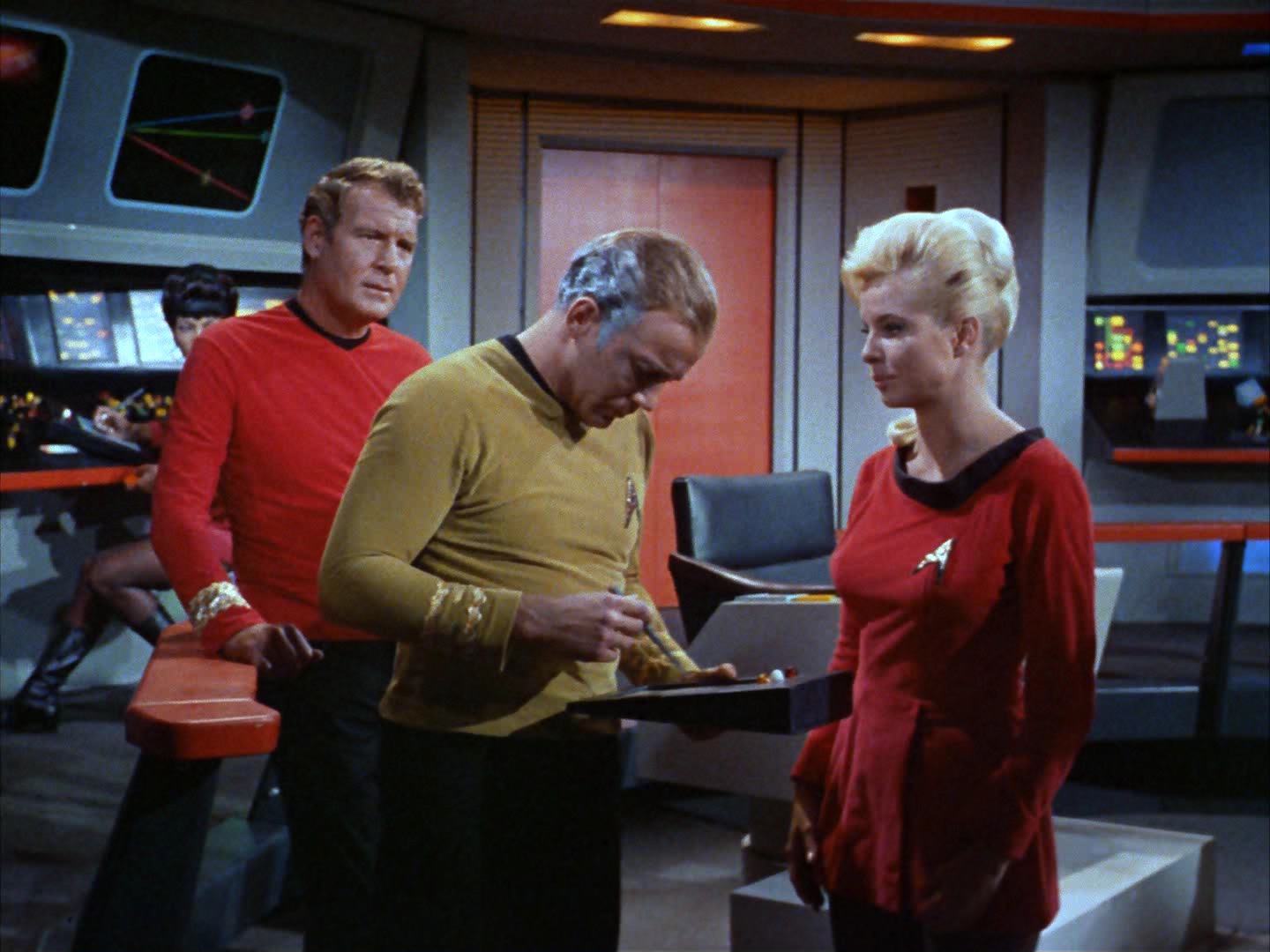 ariane179254_StarTrek_2x12_TheDeadlyYears_1328.jpg
