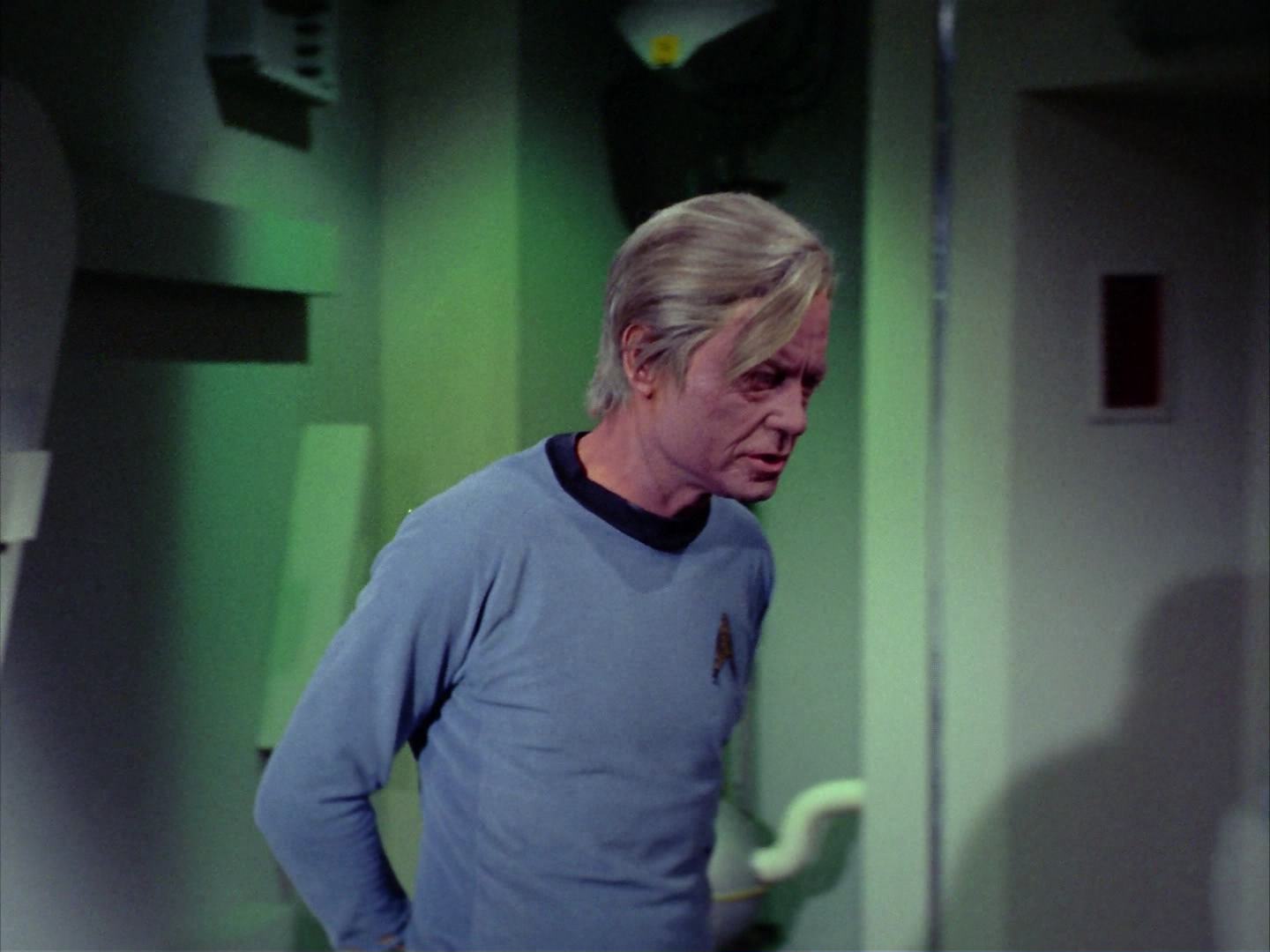 ariane179254_StarTrek_2x12_TheDeadlyYears_1528.jpg