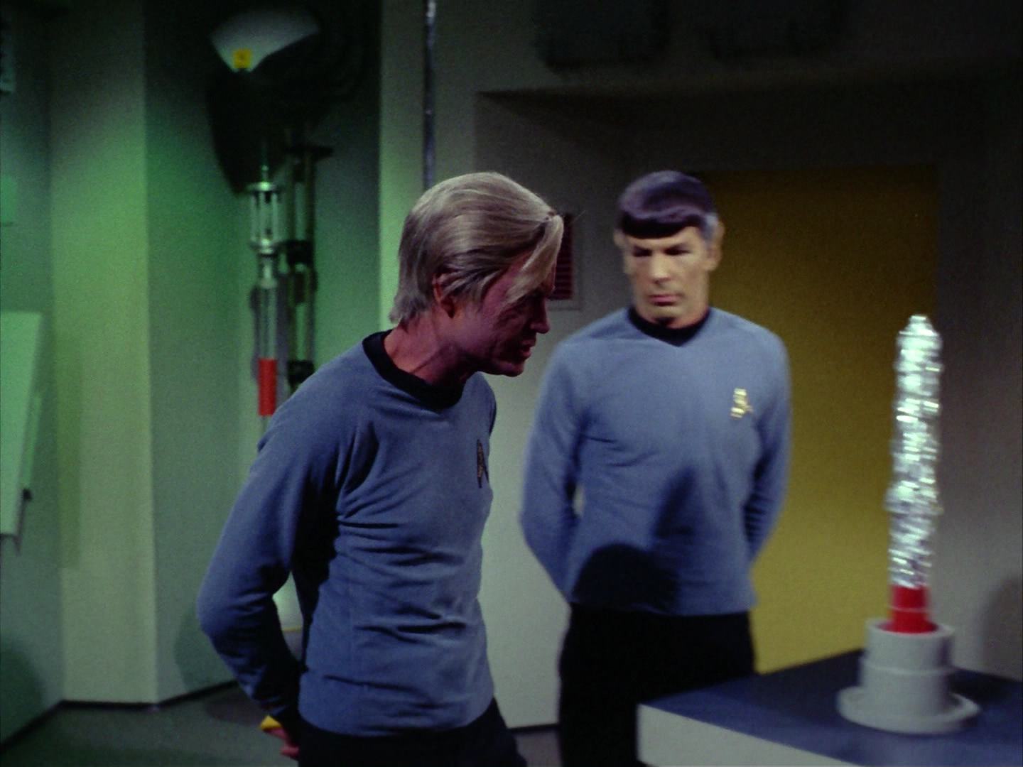 ariane179254_StarTrek_2x12_TheDeadlyYears_1529.jpg