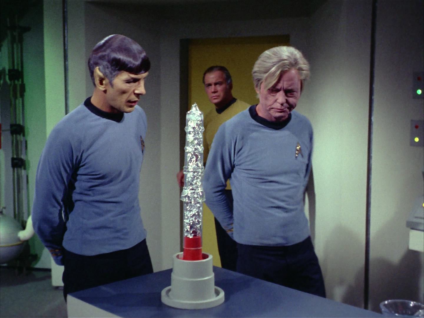ariane179254_StarTrek_2x12_TheDeadlyYears_1545.jpg