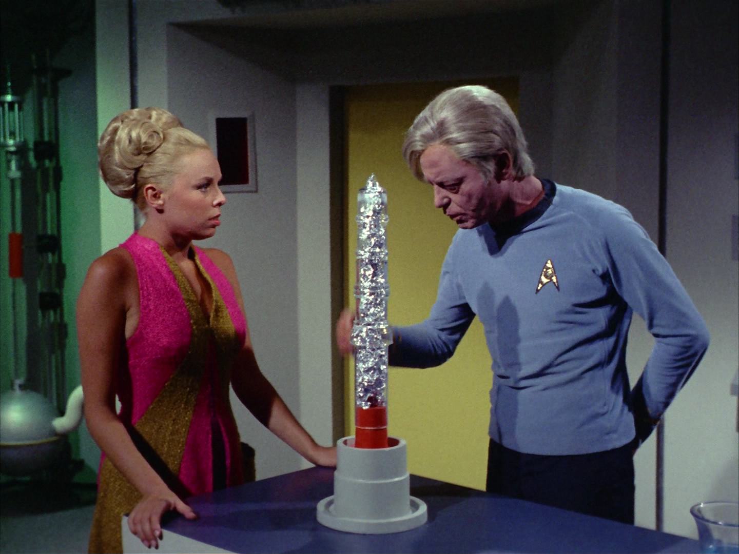 ariane179254_StarTrek_2x12_TheDeadlyYears_1602.jpg